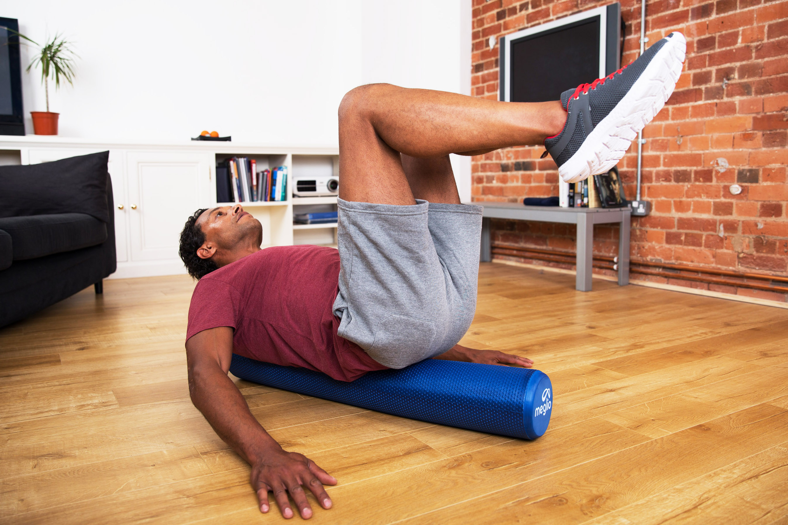 10 Foam Roller Exercises Every Cyclist Should Do Meglio Hub